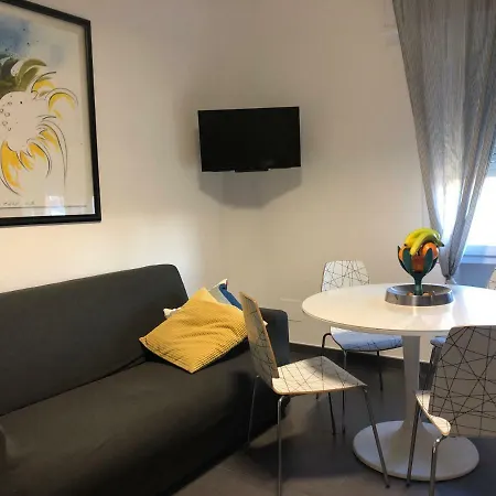 Lanico Apartment *